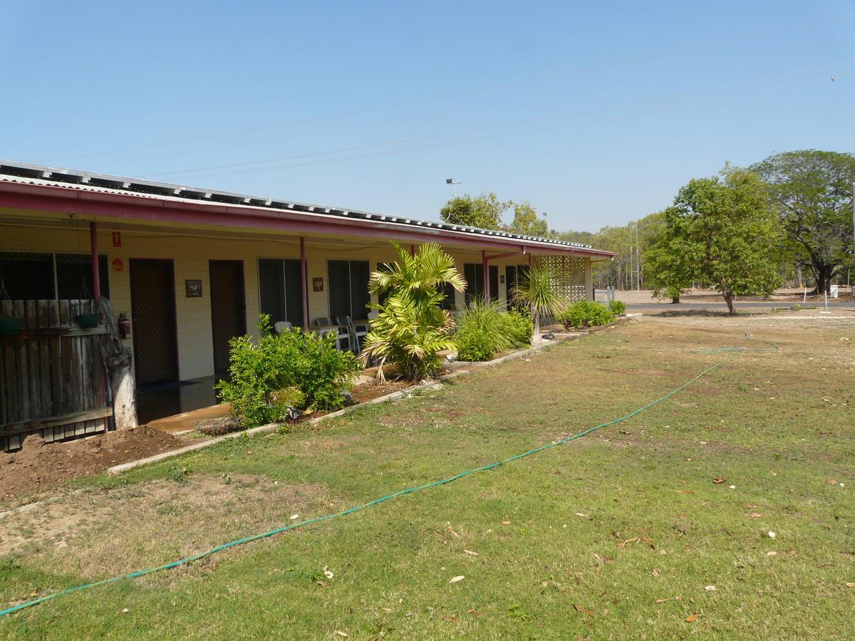 Chillagoe Cockatoo Hotel Motel Exterior photo